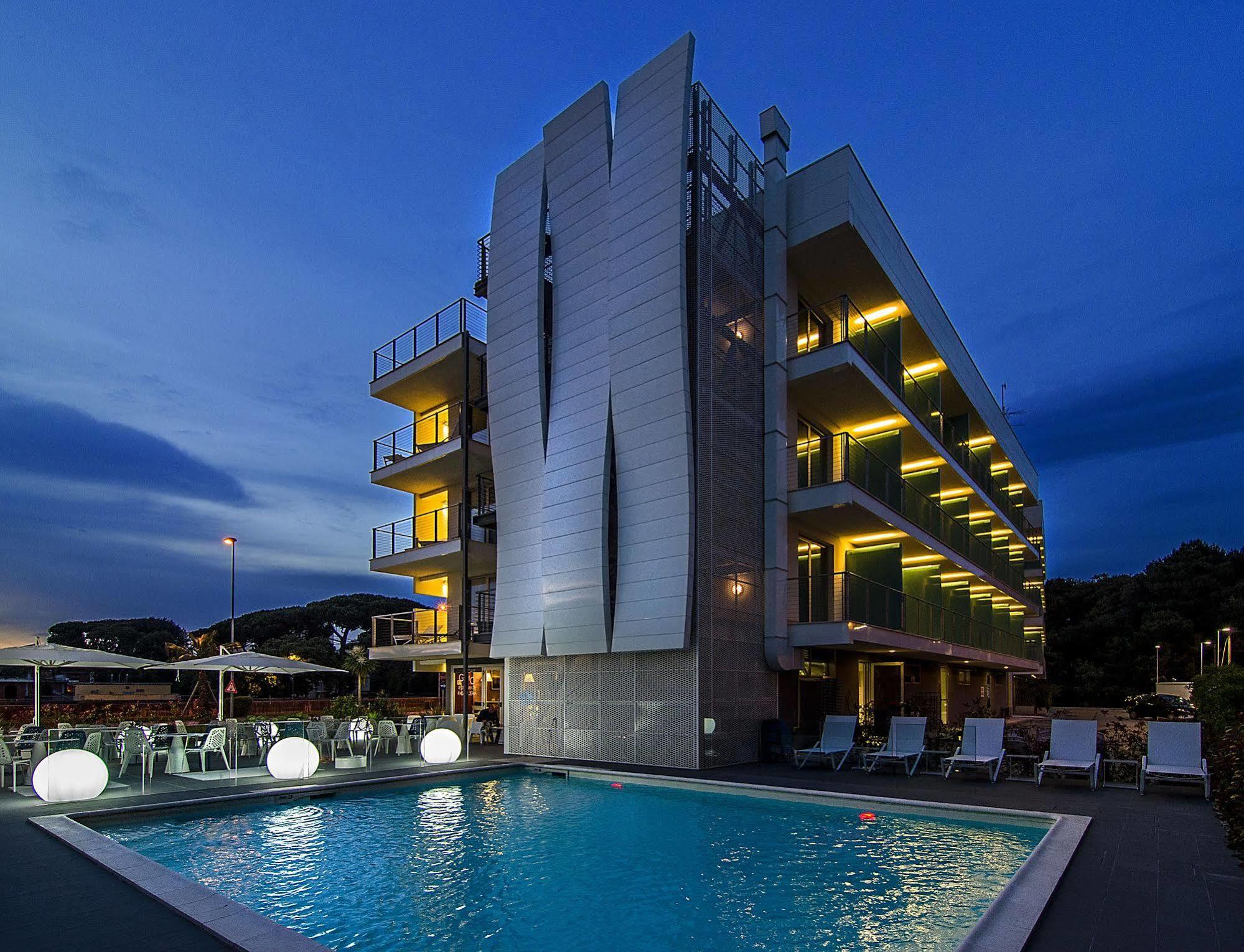Mercure Viareggio Esterno foto